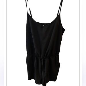 One Clothes Black Sleeveless Romper Size Large